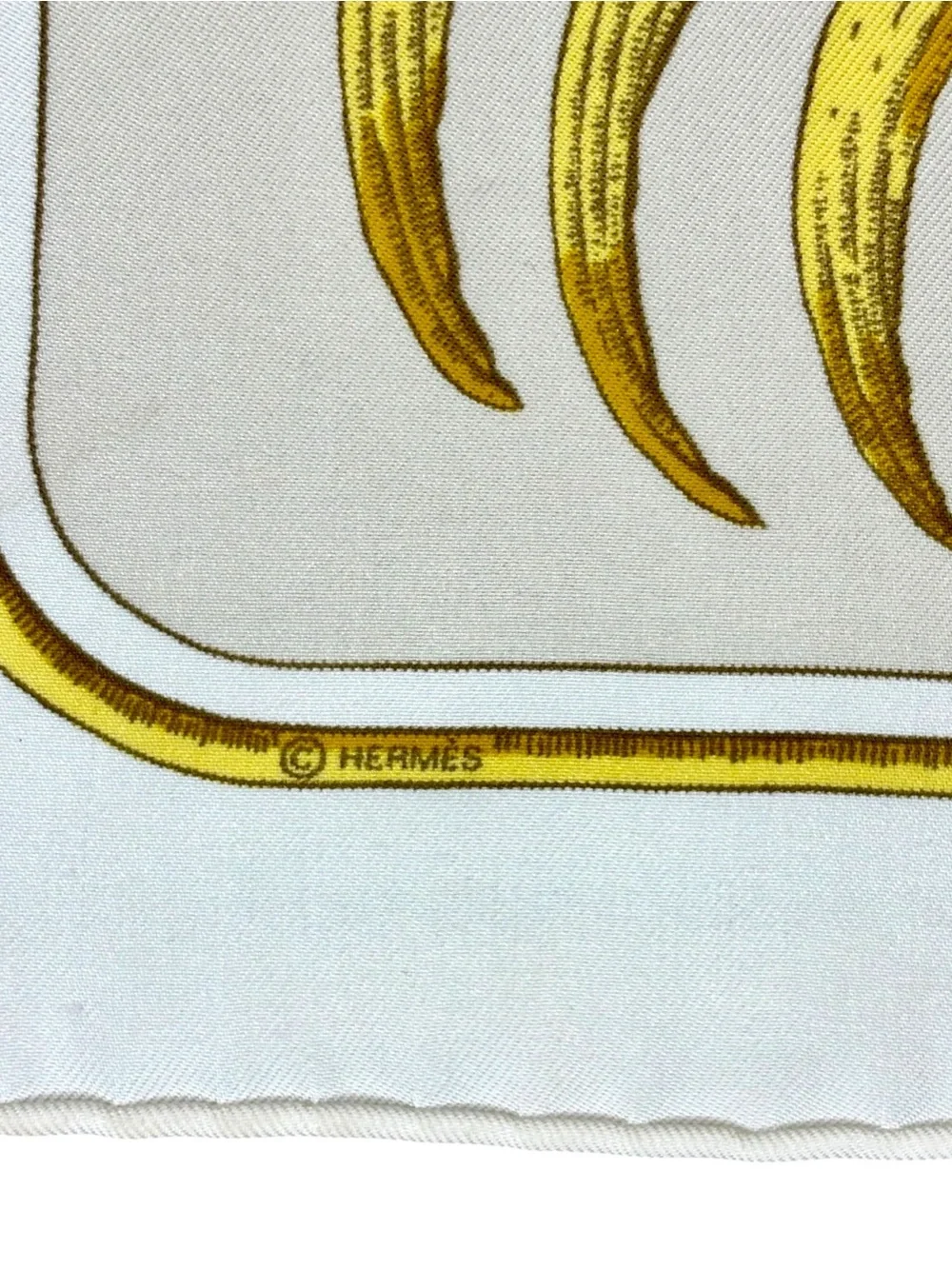 Hermès Tigre Royal Gavroche 45 Silk Scarf Ivory Gold Tiger w/ Hermès Box